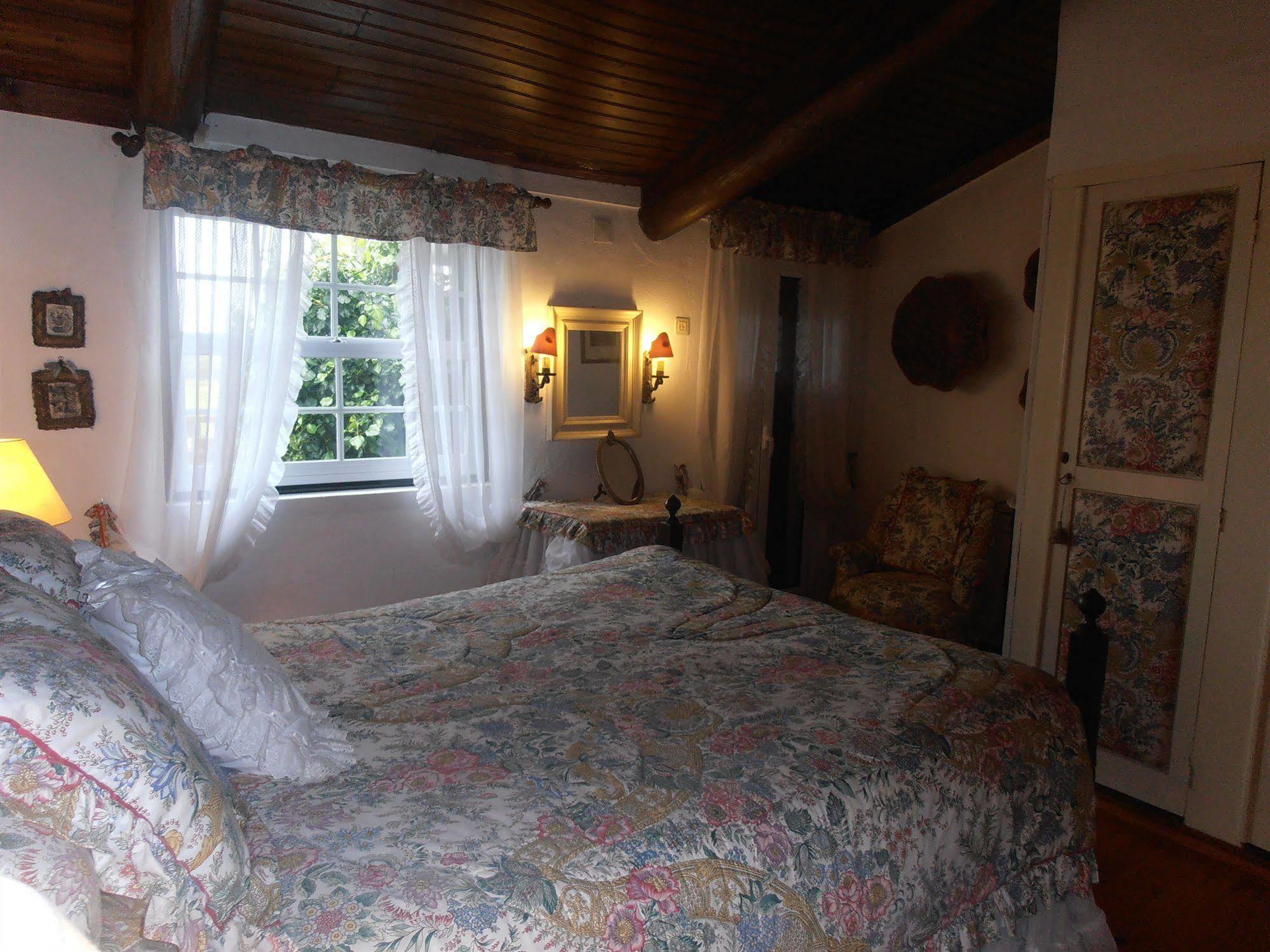 Quinta Do Casalinho Guest House Almeirim Exterior photo